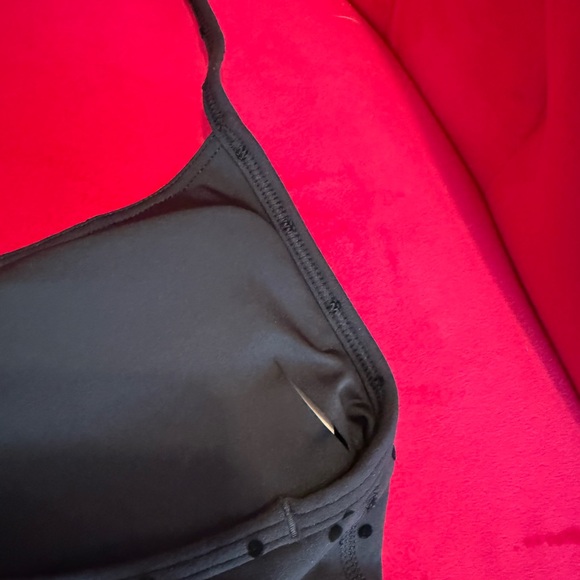 XS new with tags lululemon yoga bra - Picture 6 of 9